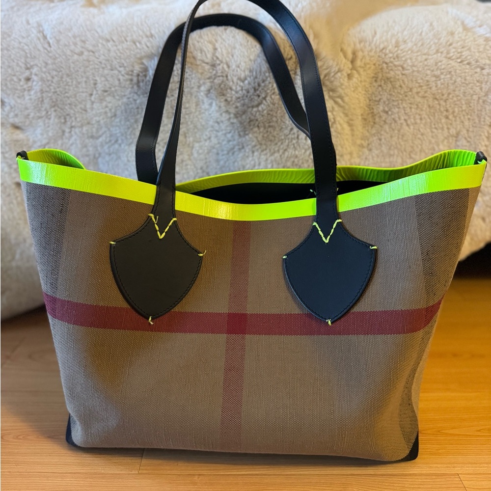 LIKE NEW! BURBERRY Mega Check Reversible Tote Bag Canvas Leather Neon Yellow